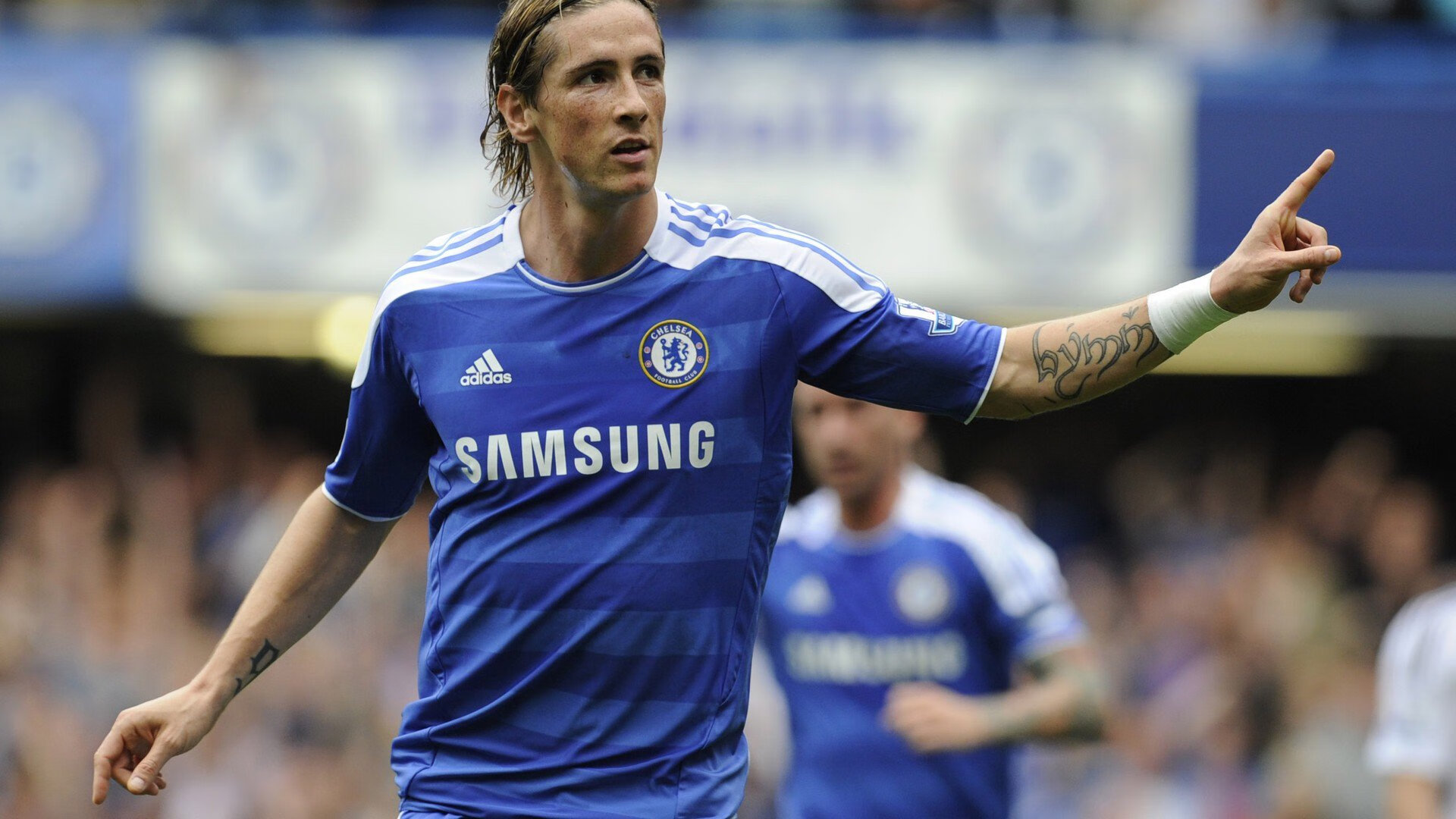 18岁波黑天才边锋横空出世，曼联加入争夺，波黑有哪些足球明星